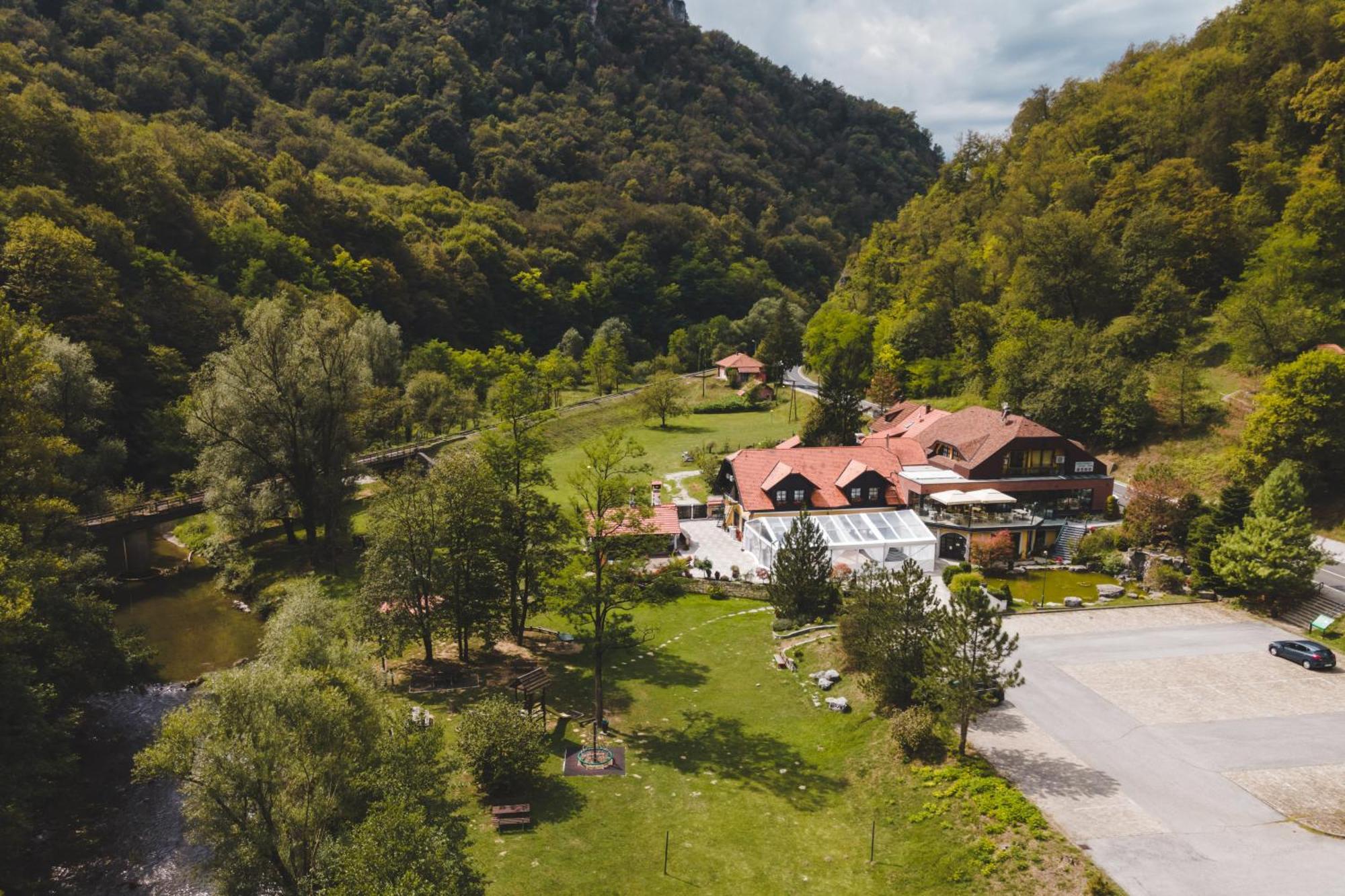 Guesthouse Villa Zelenjak Ventek Kumrovec Екстериор снимка