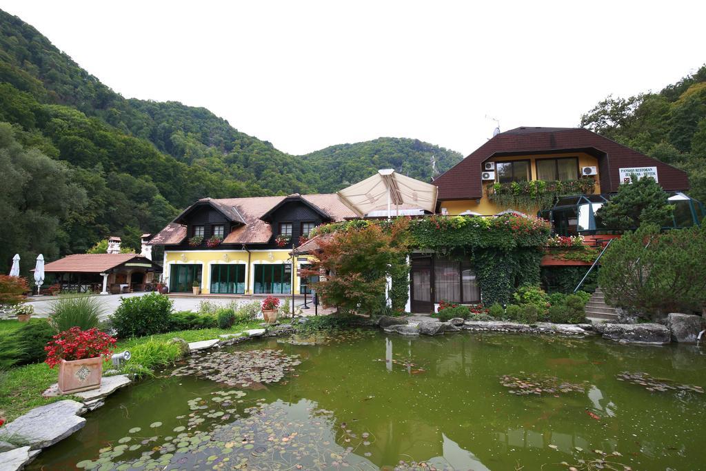 Guesthouse Villa Zelenjak Ventek Kumrovec Екстериор снимка